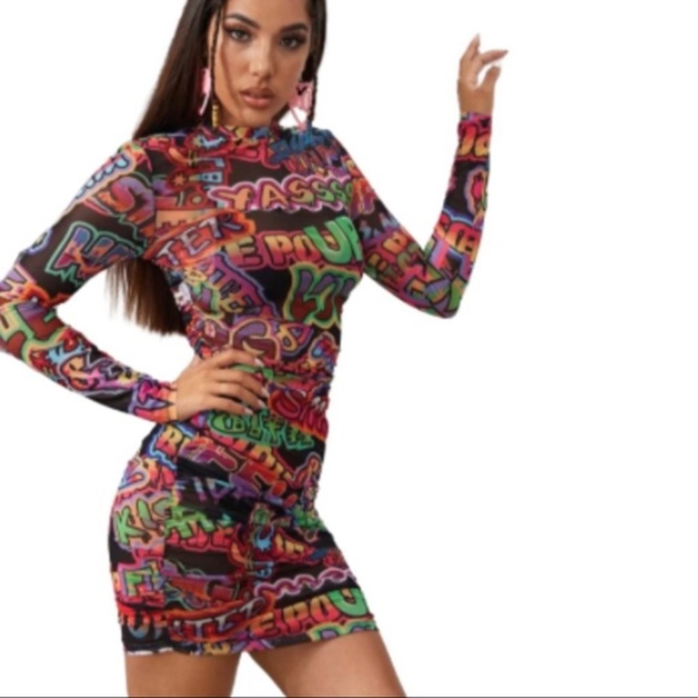 🗣 CLEARANCE 🔥Graffiti Mesh Dress🔥